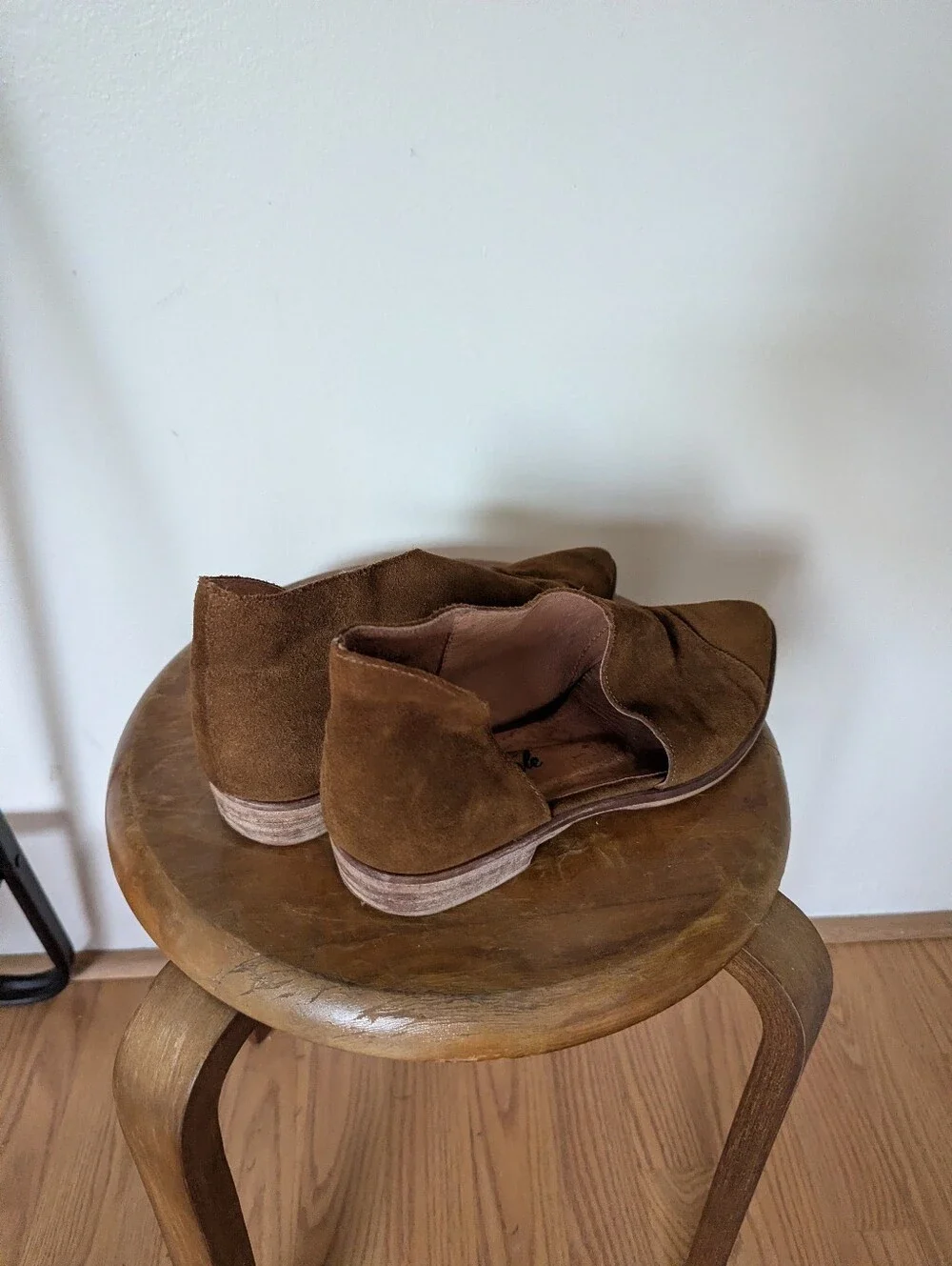 Free People suede sandles